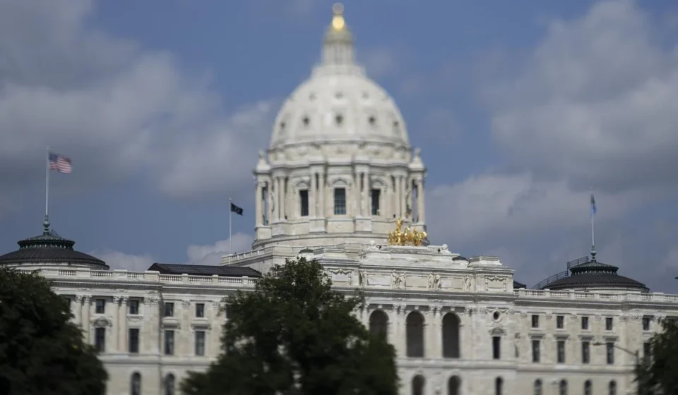 Minnesota State Capitol photo